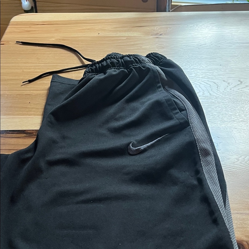 Nike Men’s workout pants